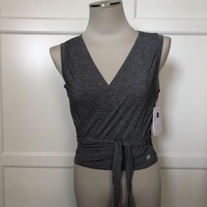 Gap yoga wrap top M